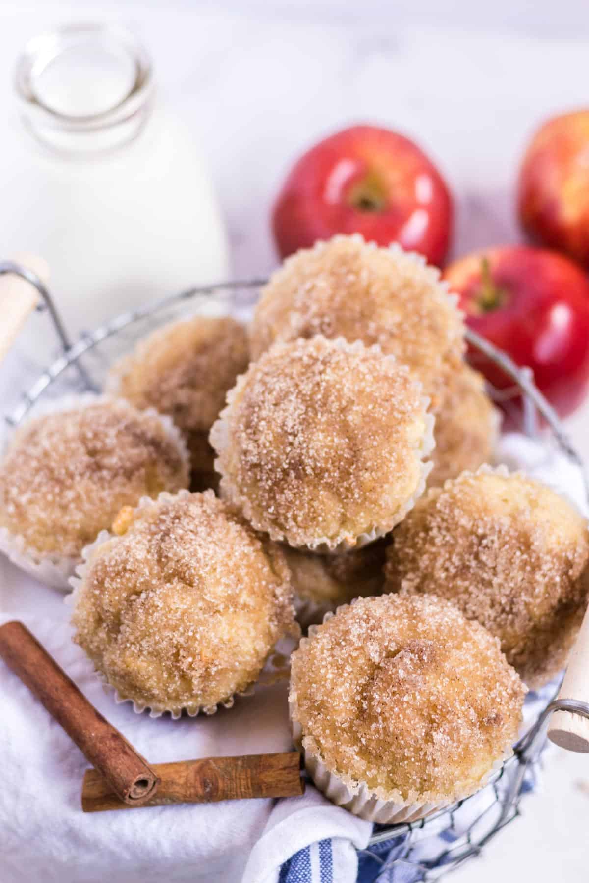 Easy Applesauce Muffins Recipe