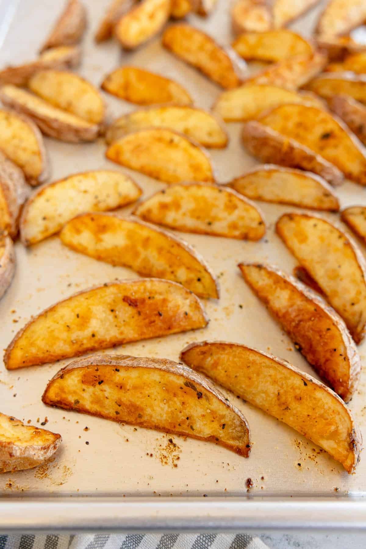 Homemade Potato Wedges (Oven Baked)