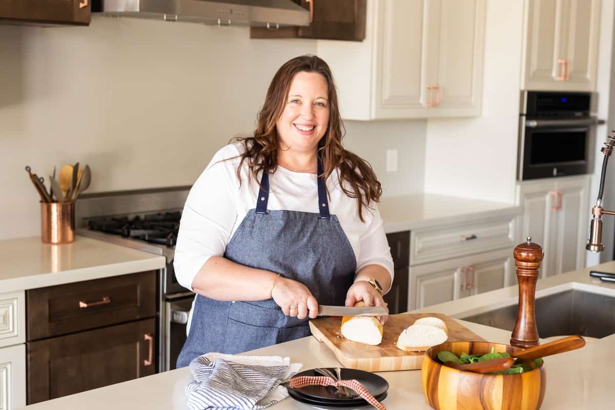 Kylee Cooks in the kitchen