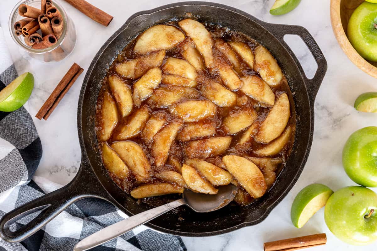 easy fried apples in a cast iron skillet