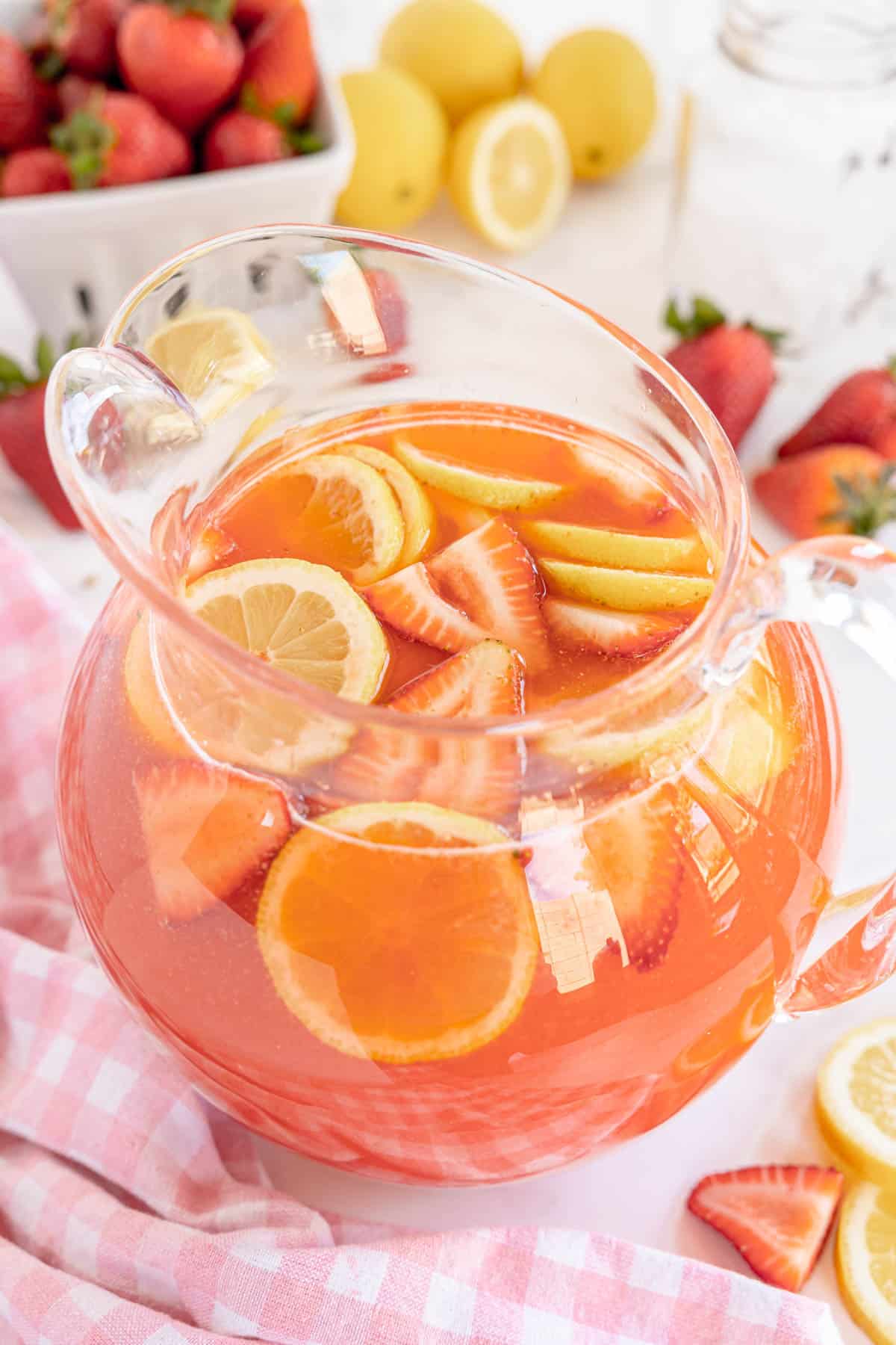 Homemade Strawberry Lemonade Recipe
